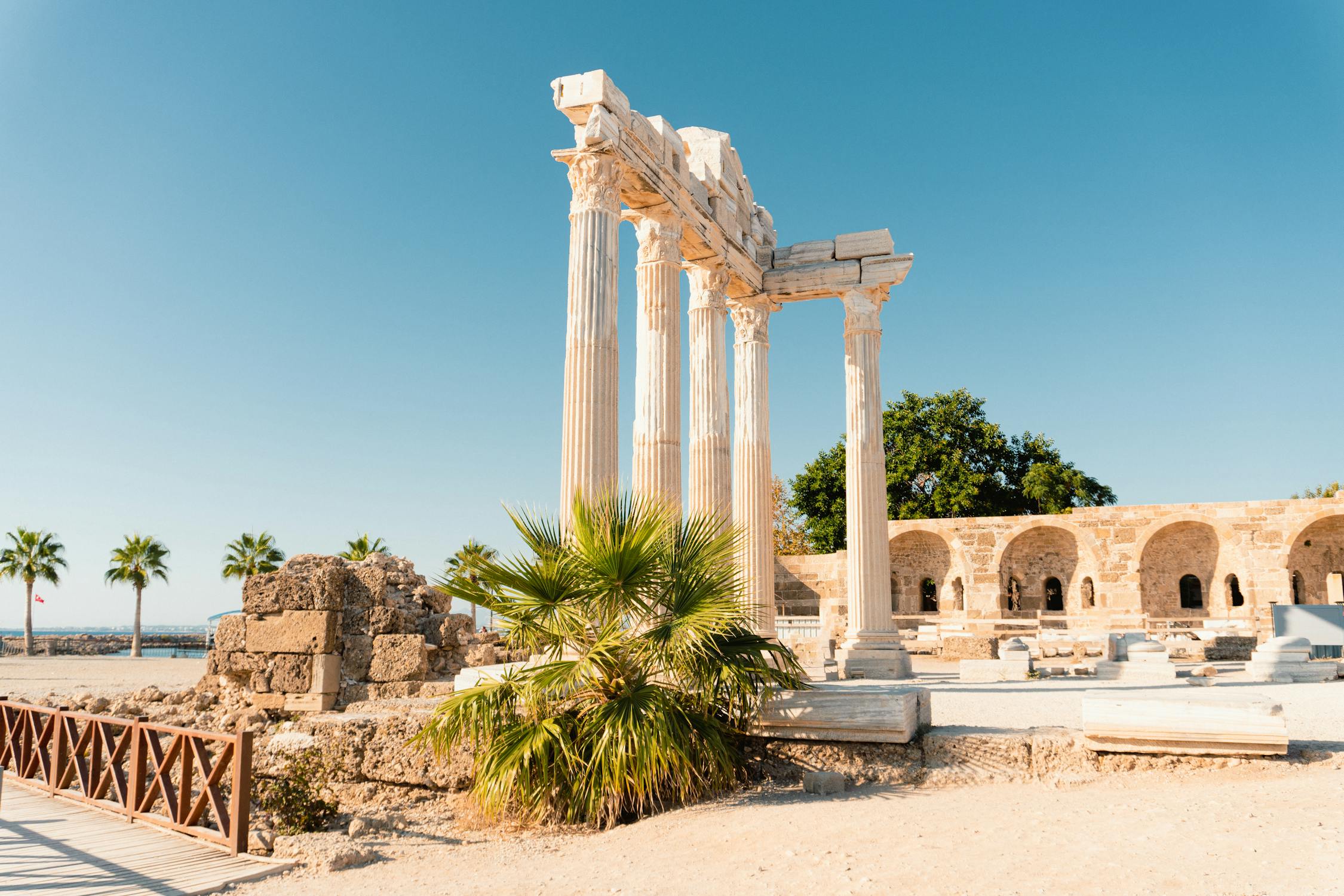 Side Travel Guide: Ancient Ruins, Beach, and Bazaar